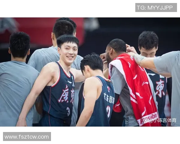 2017年CBA精彩对决广东队与八一队的巅峰之战回顾与分析 2017年CBA精彩对决广东队与八一队的巅峰之战回顾与分析